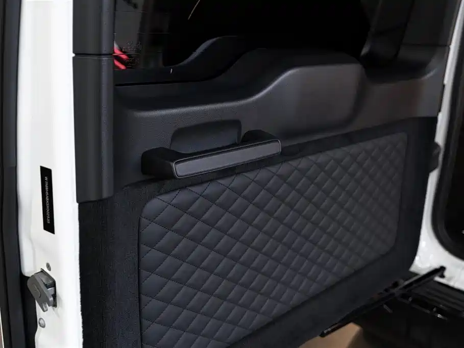 Mercedes-Benz G-Class AMG 2025 AMG G 63 купить на сайте DeffCars