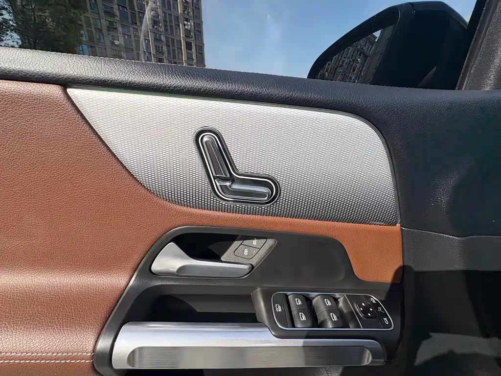 Mercedes-Benz GLB 2022 facelift version 2 GLB 200 fashion model купить на сайте DeffCars
