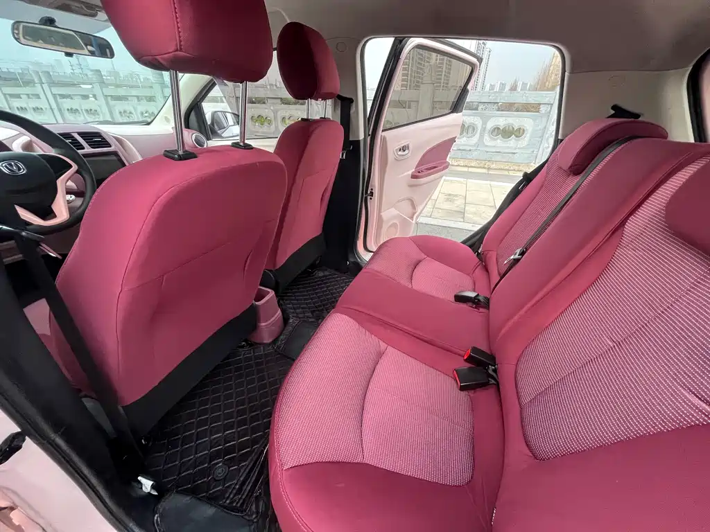 Changan Benben E-Star 2021 National Edition Colorful Lithium Iron Phosphate (31.95kWh) купить на сайте DeffCars