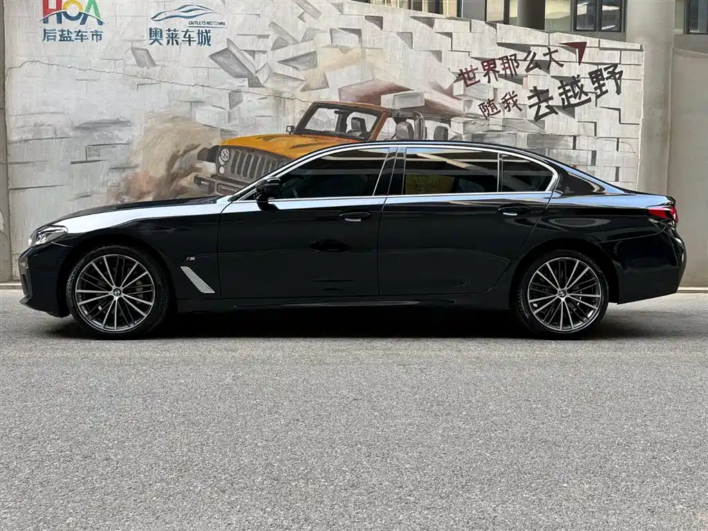 BMW 5 Series 2022 facelift 2 530Li xDrive M sports package купить на сайте DeffCars