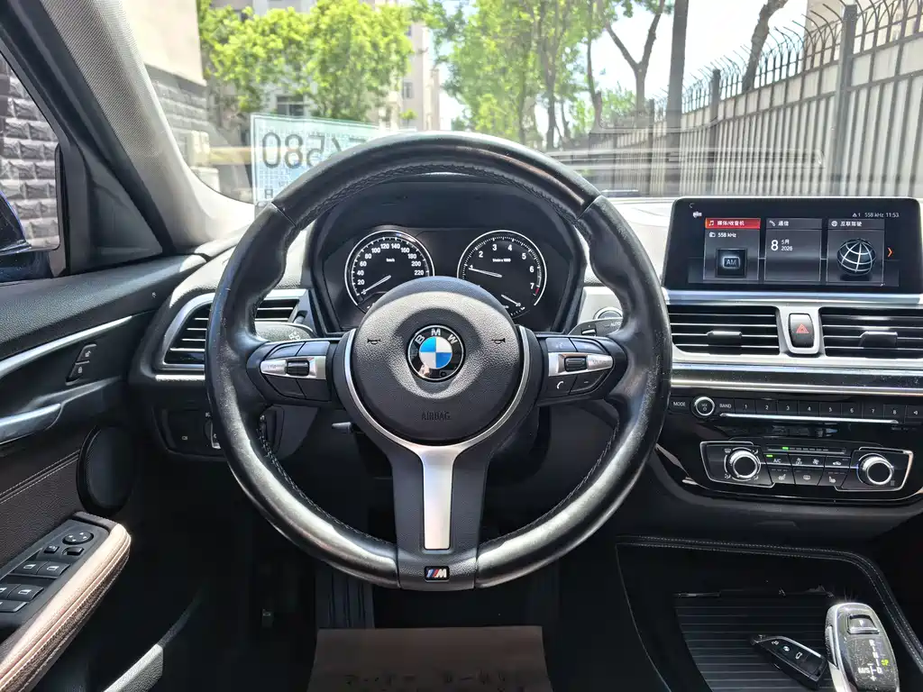 BMW 1 Series 2020 120i M Sports Package купить на сайте DeffCars