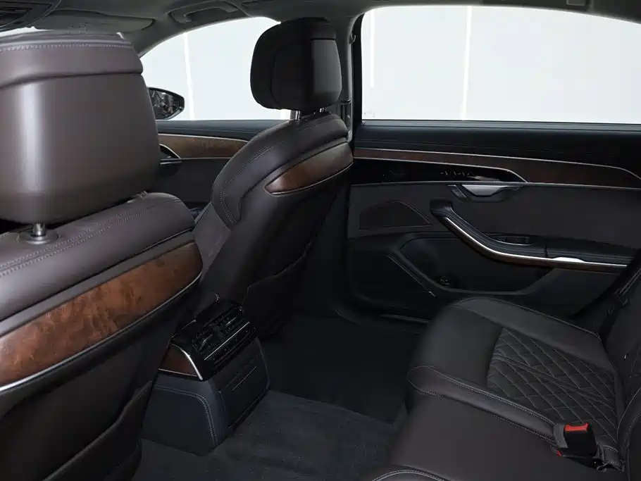 Audi A8 2023 A8L 50 TFSI quattro exclusive model купить на сайте DeffCars