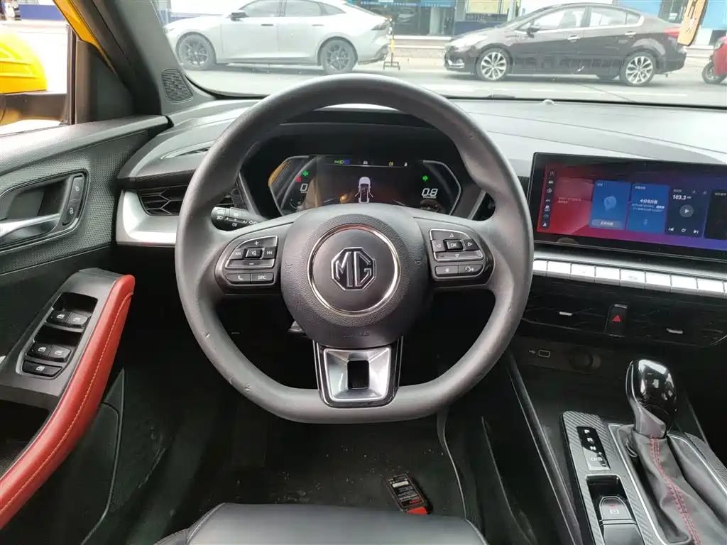 MG5 2021 facelift 180DVVT CVT Youth Deluxe Edition купить на сайте DeffCars