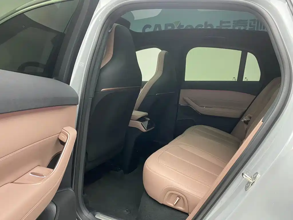 NiO EC6 2024 75kWh купить на сайте DeffCars