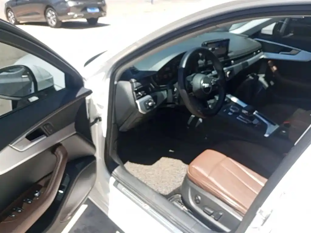 Audi A4L 2019 40 TFSI Fashion Type National VI купить на сайте DeffCars