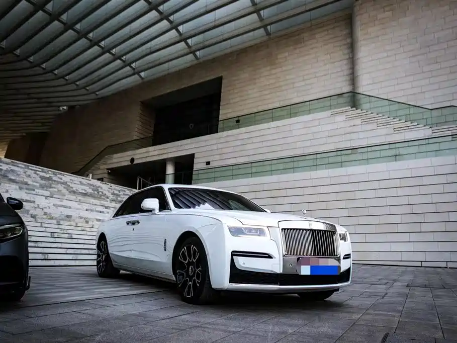 Ghost 2021 6.7T long wheelbase version купить на сайте DeffCars