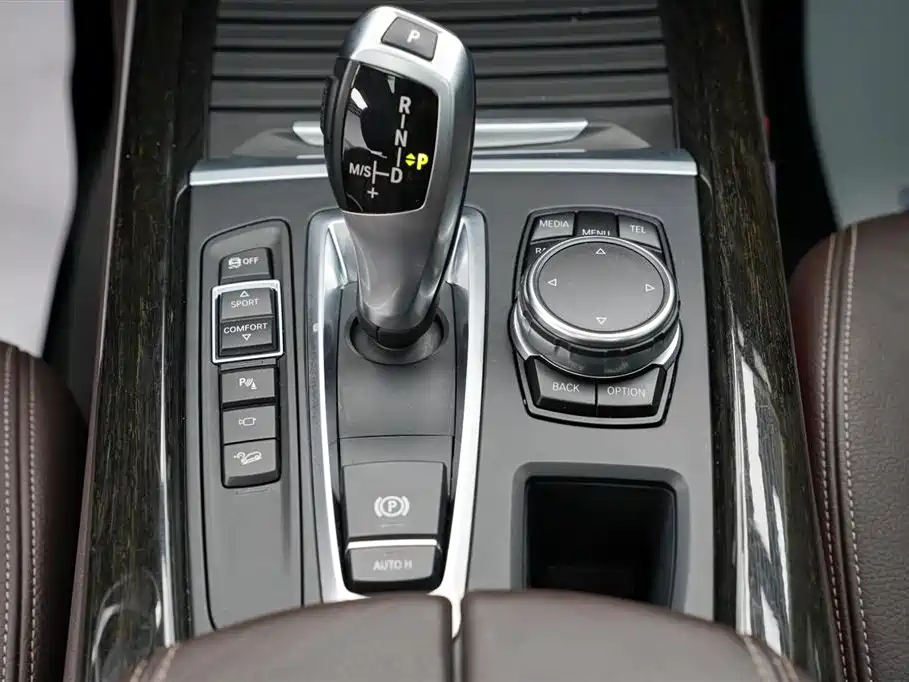 BMW X5 imported 2014 xDrive35i elegant model купить на сайте DeffCars