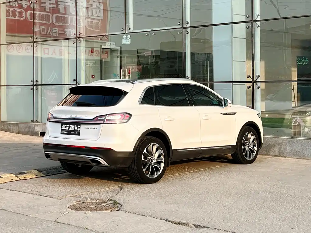 Voyager 2021 2.0T four-wheel drive exclusive edition купить на сайте DeffCars