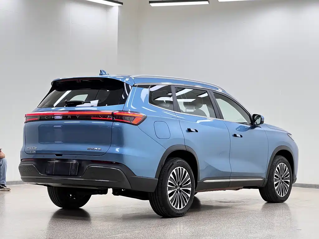 Tiggo 8 PLUS C-DM 2025 model 1.5T 116km premium type 5 seats купить на сайте DeffCars