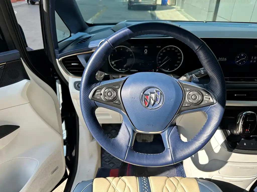 Buick GL8 2020 Avenir Four-seater Premium Edition купить на сайте DeffCars