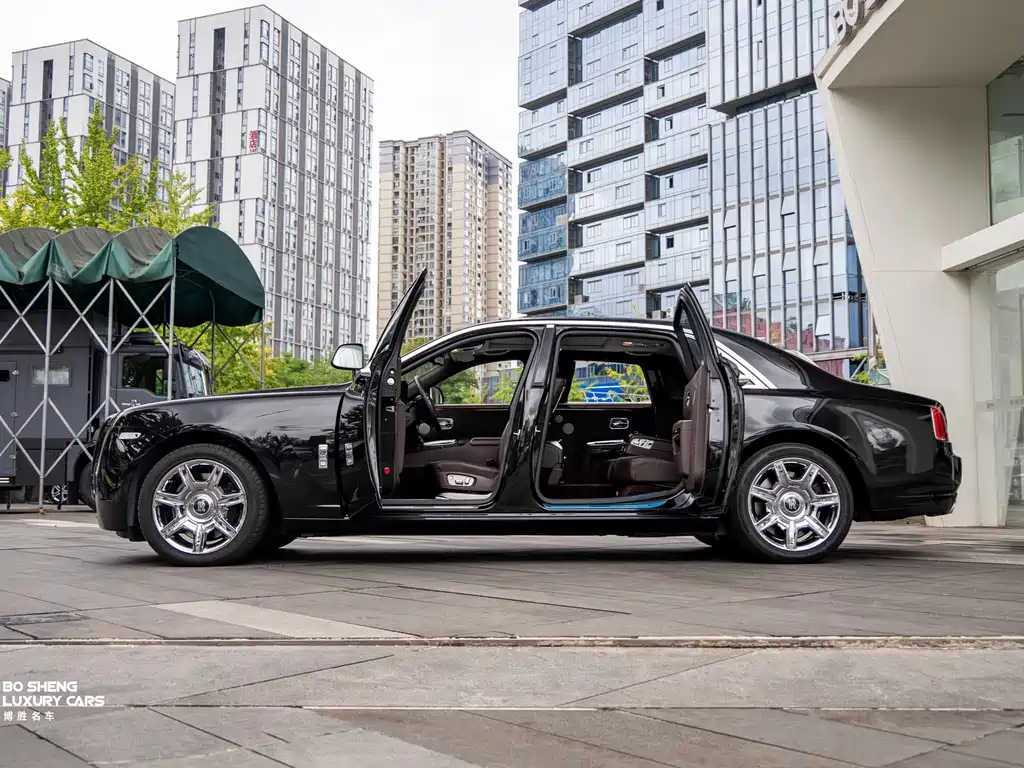 Ghost 2012 6.6T Extended Edition купить на сайте DeffCars
