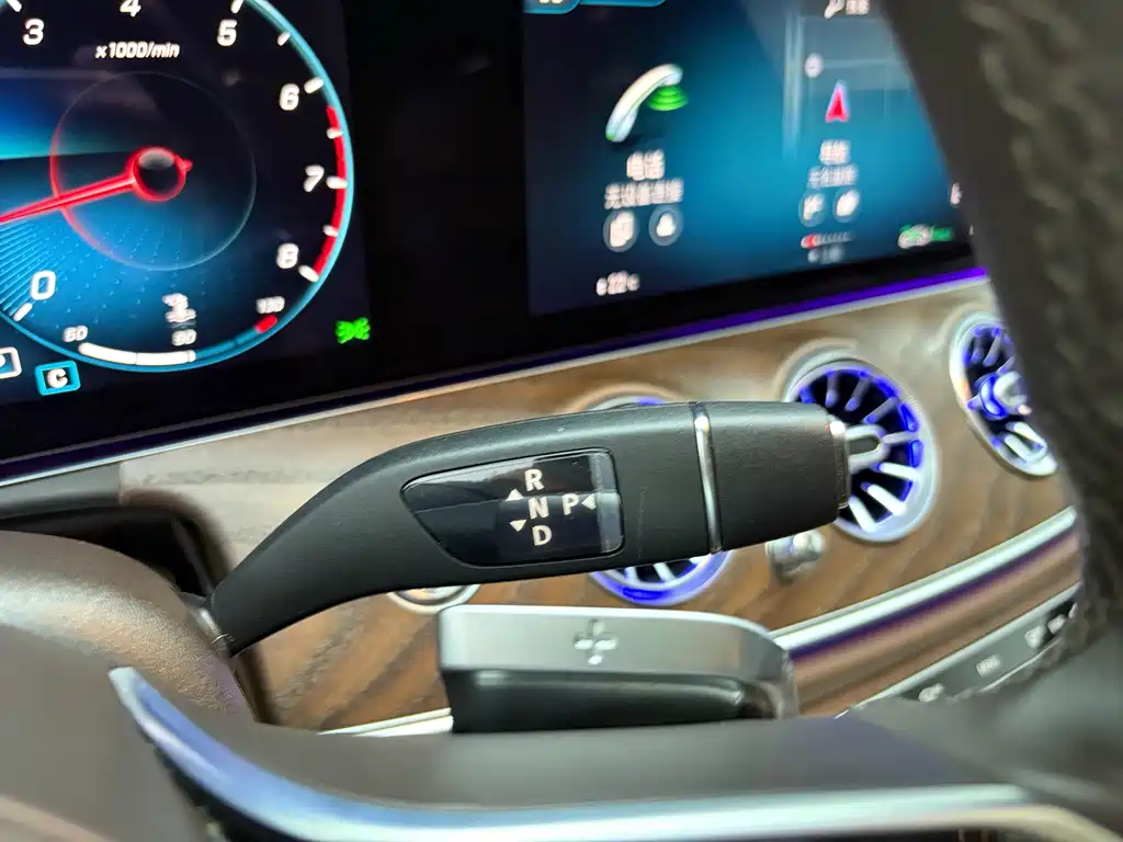 Mercedes-Benz E-Class 2023 E 300 L Luxury Model купить на сайте DeffCars