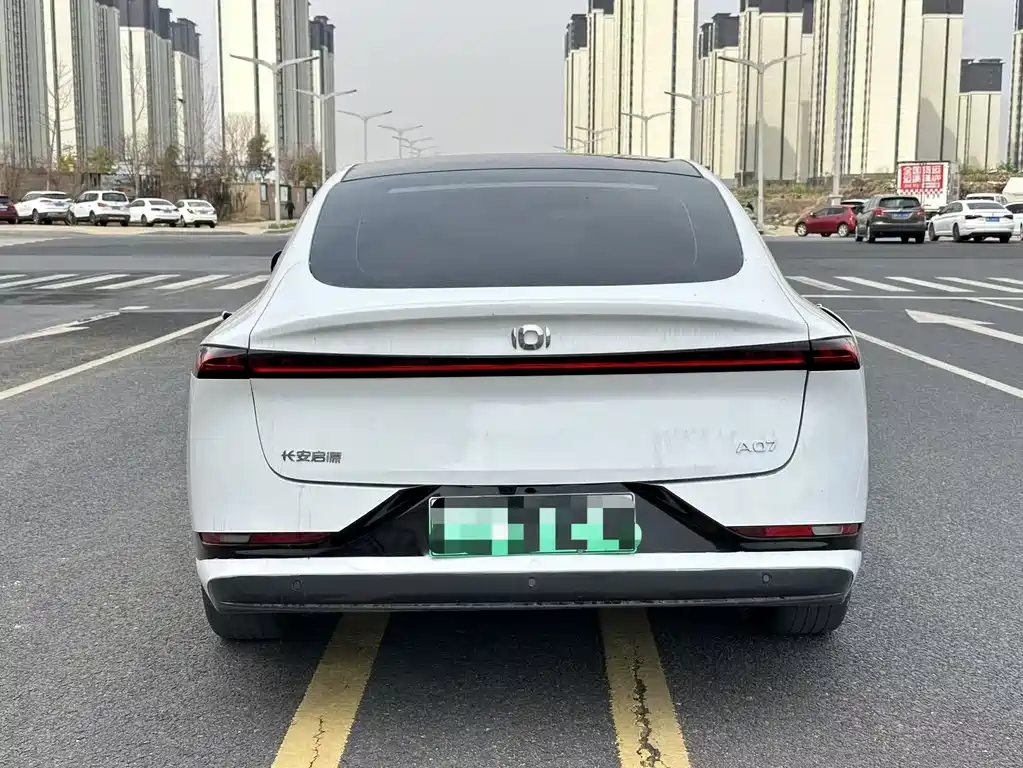 Changan Qiyuan A07 2023 model extended range 200 Air купить на сайте DeffCars