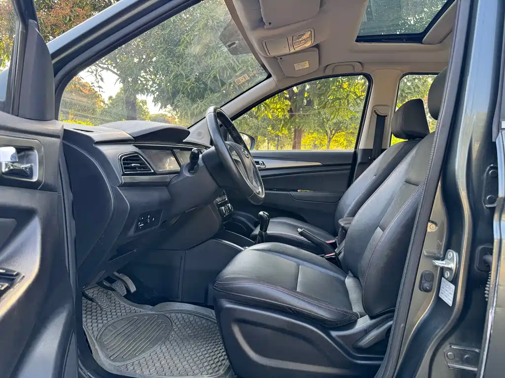 Changan Auchan A600 2016 1.5L manual luxury 7-seater купить на сайте DeffCars