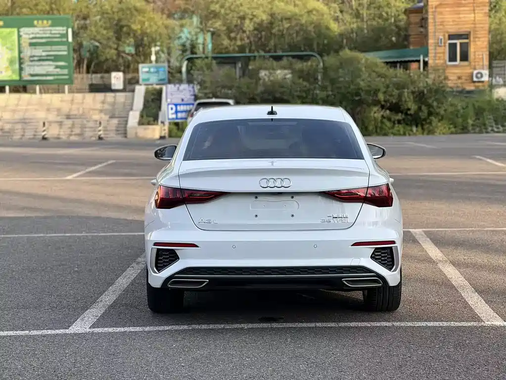 Audi A3 2023 A3L Limousine 35 TFSI luxury sports model купить на сайте DeffCars