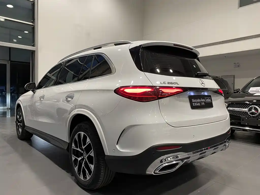 Mercedes-Benz GLC 2024 GLC 260 L 4MATIC luxury model 5 seats купить на сайте DeffCars