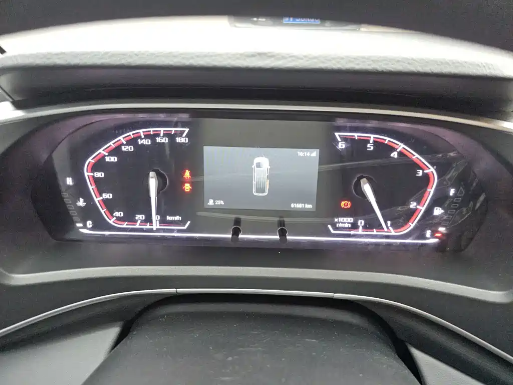 V80 2025 PRO Ao Yuntong 2.0T manual short shaft mid-top 5/6 seats купить на сайте DeffCars