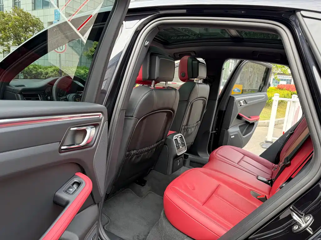 Macan 2026 Macan 2.0T Dream Edition купить на сайте DeffCars