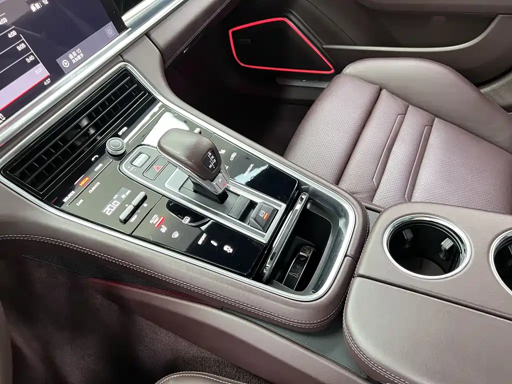 Panamera 2017 Panamera 4 Executive Extended Edition 3.0T купить на сайте DeffCars