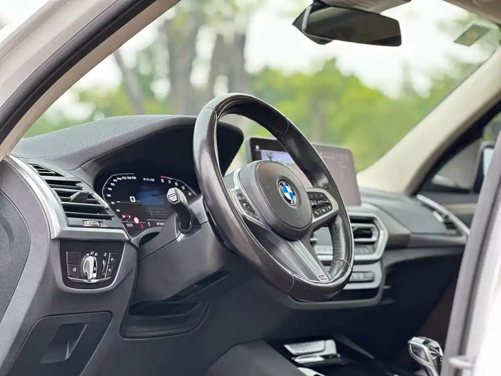 BMW X3 2022 xDrive30i Exclusive M Night Package купить на сайте DeffCars