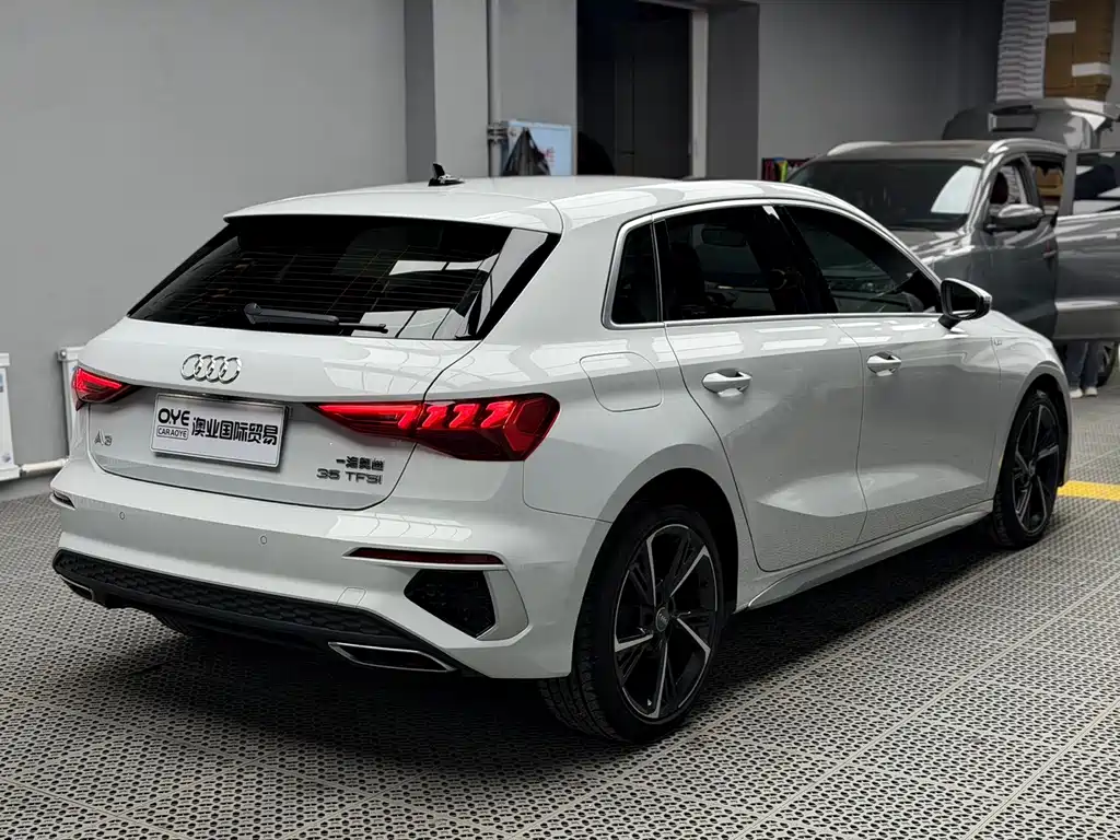 Audi A3 2021 Sportback 35 TFSI stylish and sporty купить на сайте DeffCars