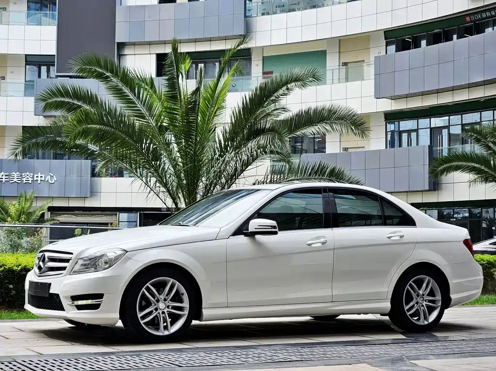 Mercedes-Benz C-Class 2013 C 260 Elegant Grand Edition купить на сайте DeffCars