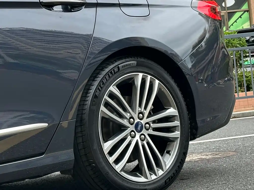 Taurus 2019 EcoBoost 245 Vignale Premium Edition купить на сайте DeffCars