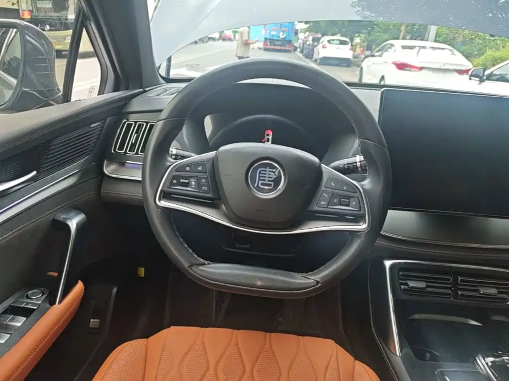 Tangxin Energy 2023 DM-i Champion Edition 112KM Honor Type купить на сайте DeffCars
