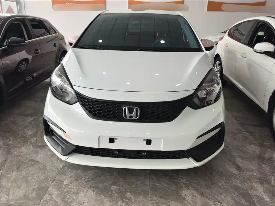 Fit 2021 1.5L CVT Trendy Edition купить на сайте DeffCars