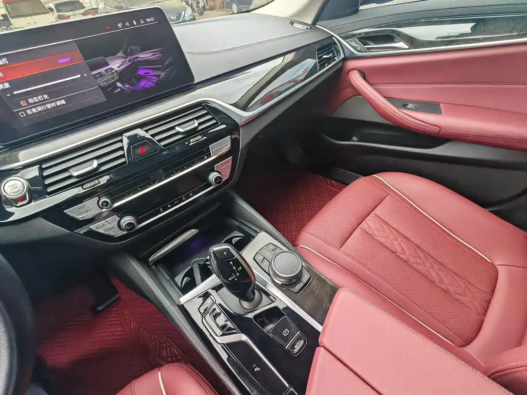BMW 5 Series 2022 525Li Luxury Package купить на сайте DeffCars