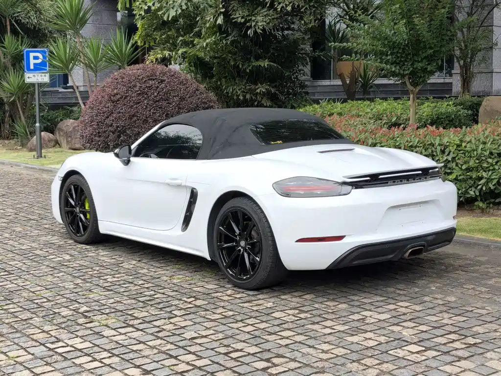 Porsche 718 2018 Boxster 2.0T купить на сайте DeffCars