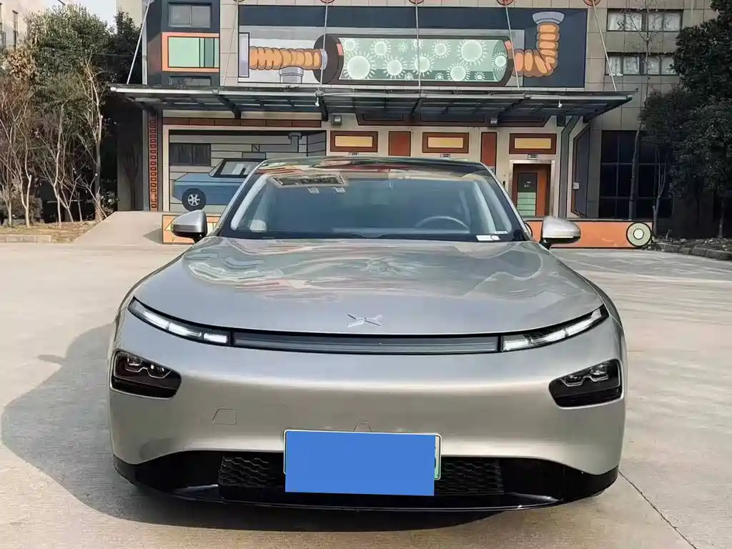 Xpeng P7 2023 model P7i 702 Pro купить на сайте DeffCars