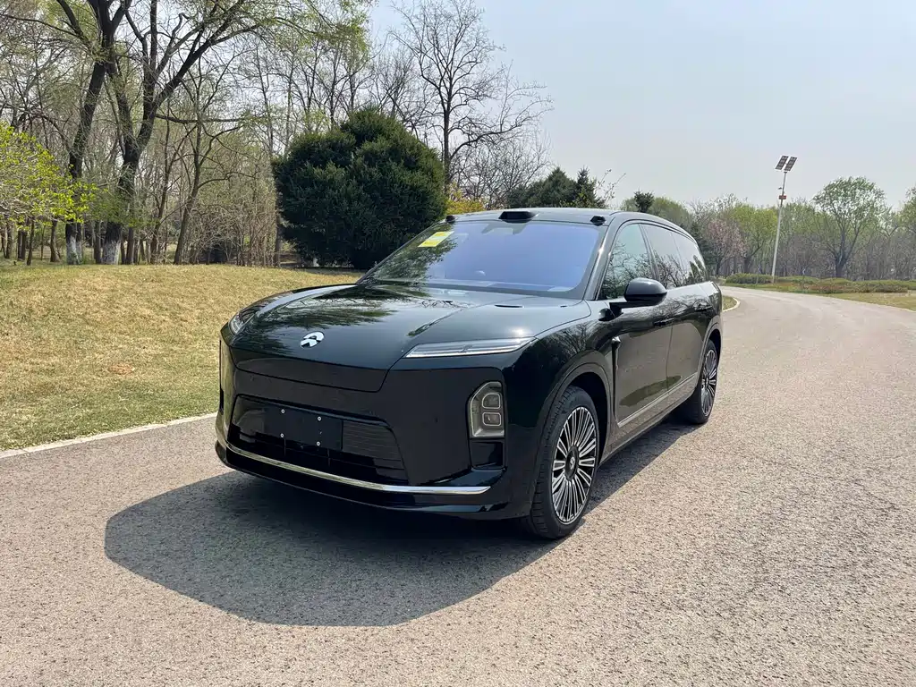 NIO ES8 2026 Six-seater Executive Deluxe Edition купить на сайте DeffCars