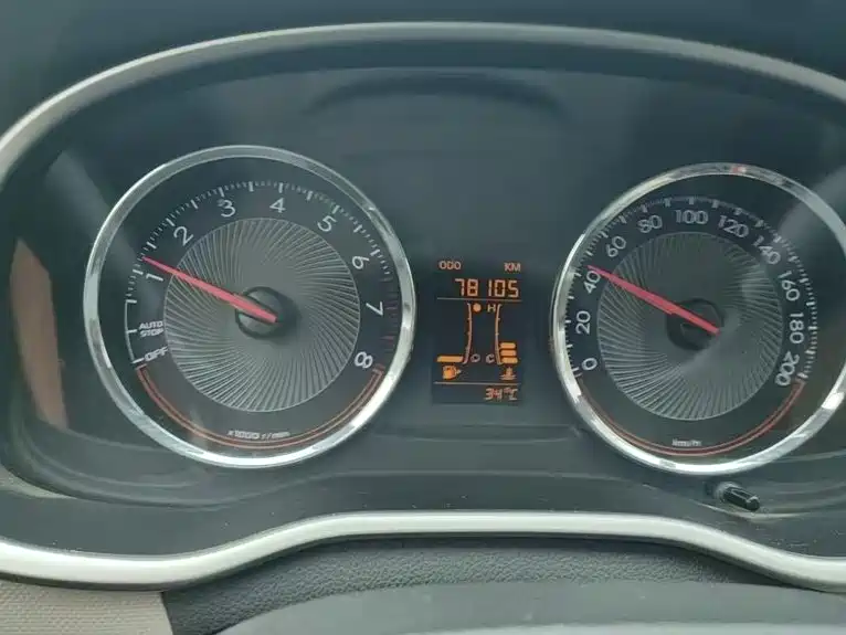 Sail 2015 Sail 3 1.5L manual ideal sunroof version купить на сайте DeffCars