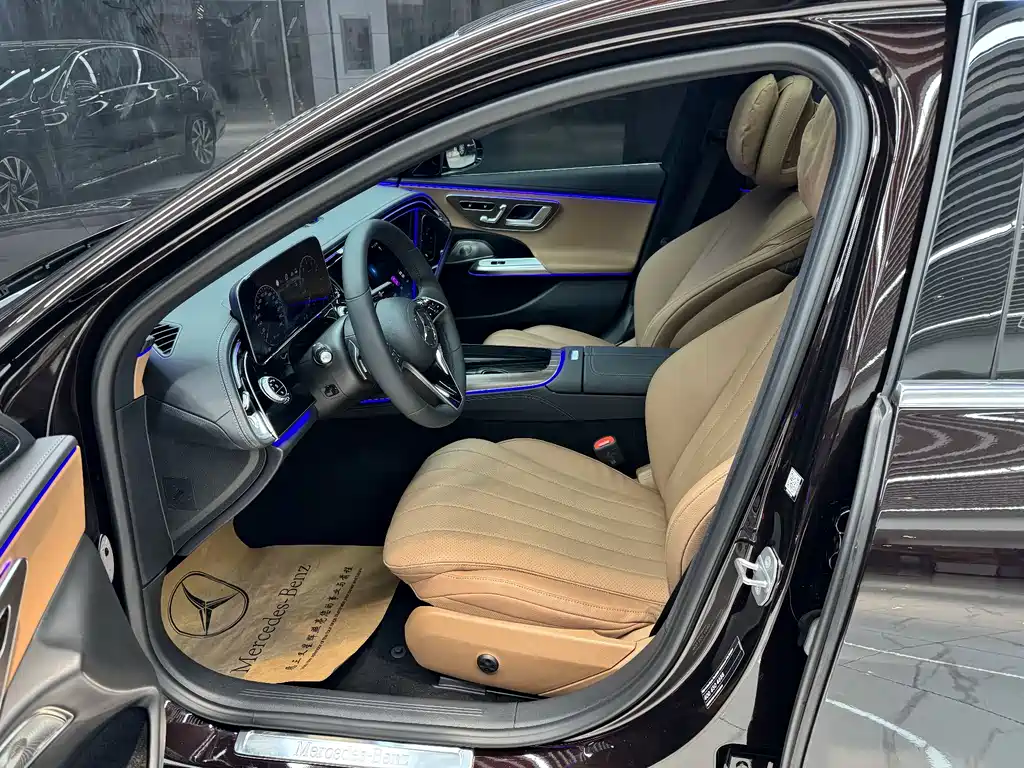 Mercedes-Benz E-Class 2024 E 300 L Luxury Model купить на сайте DeffCars