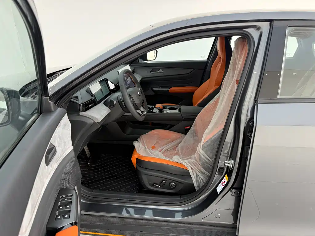 Changan UNI-V 2025 1.5T 500Bar premium sports model купить на сайте DeffCars