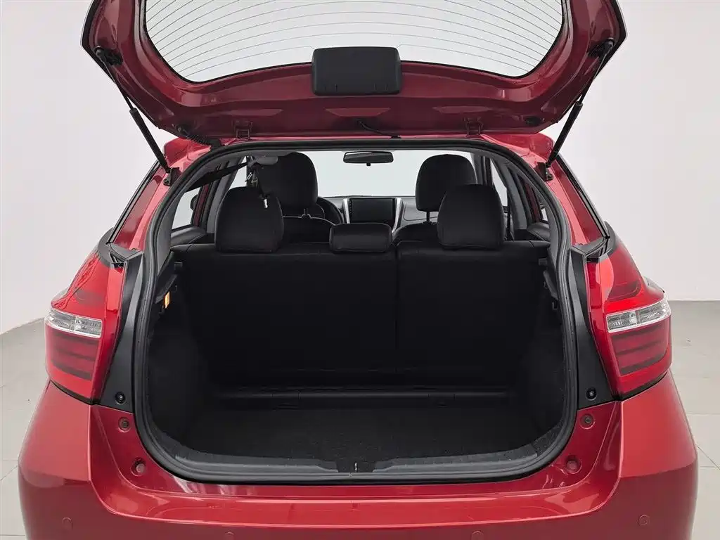 YARiS L Zhixuan 2020 1.5L CVT leading version купить на сайте DeffCars