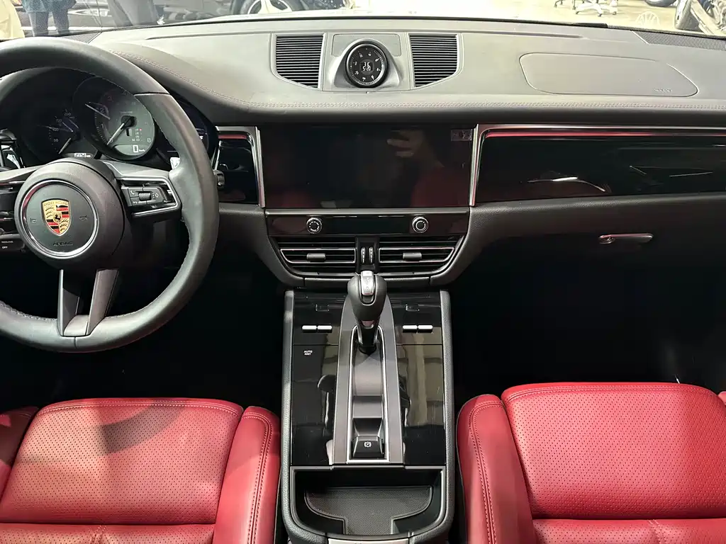 Macan 2024 Macan S 2.9T купить на сайте DeffCars