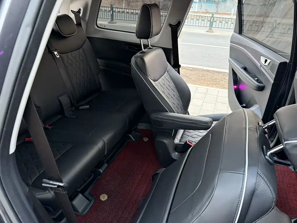 Wuling Jiachen 2022 1.5T CVT exclusive flagship model купить на сайте DeffCars