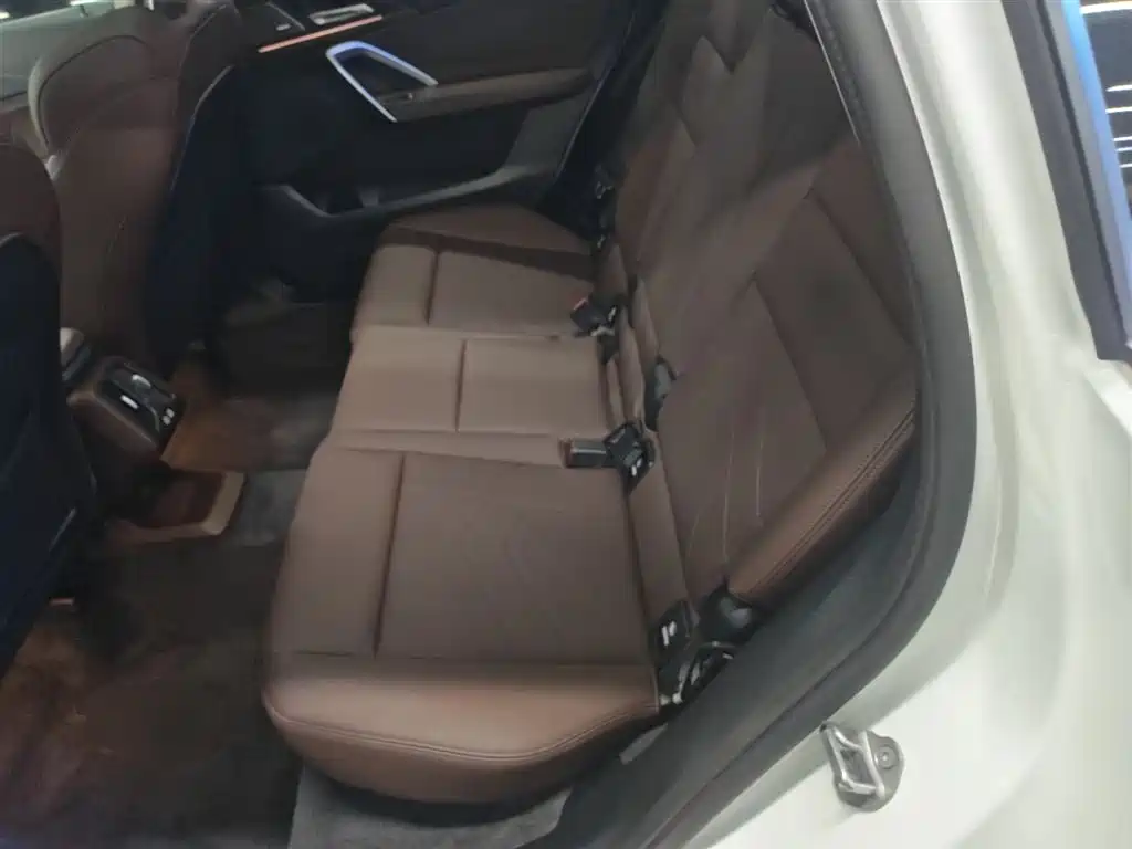 BMW X1 2023 xDrive25Li X Design Package купить на сайте DeffCars