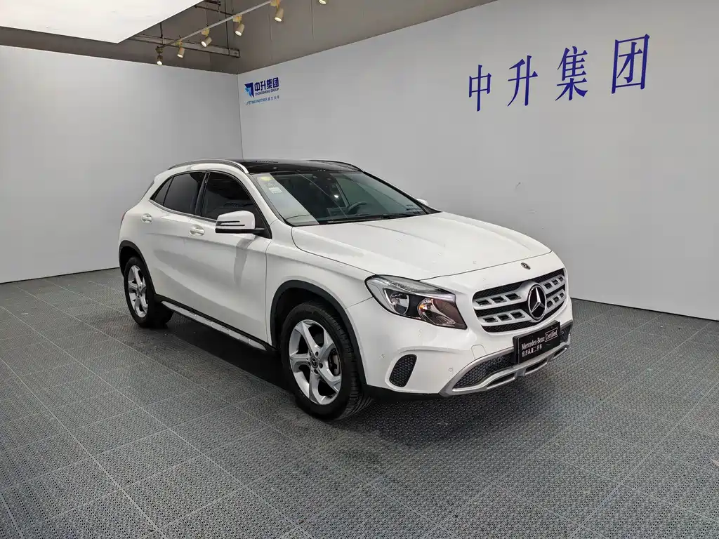Mercedes-Benz GLA 2018 GLA 200 Dynamic купить на сайте DeffCars