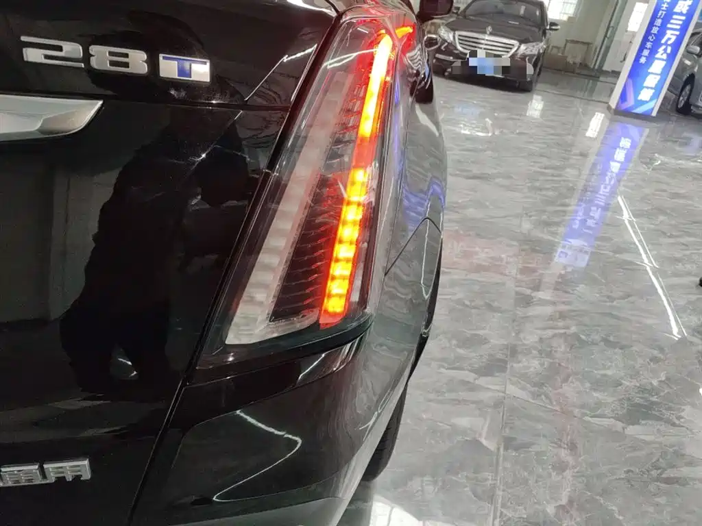 Cadillac XT5 2024 2.0T four-wheel drive luxury model (Hummingbird version) купить на сайте DeffCars