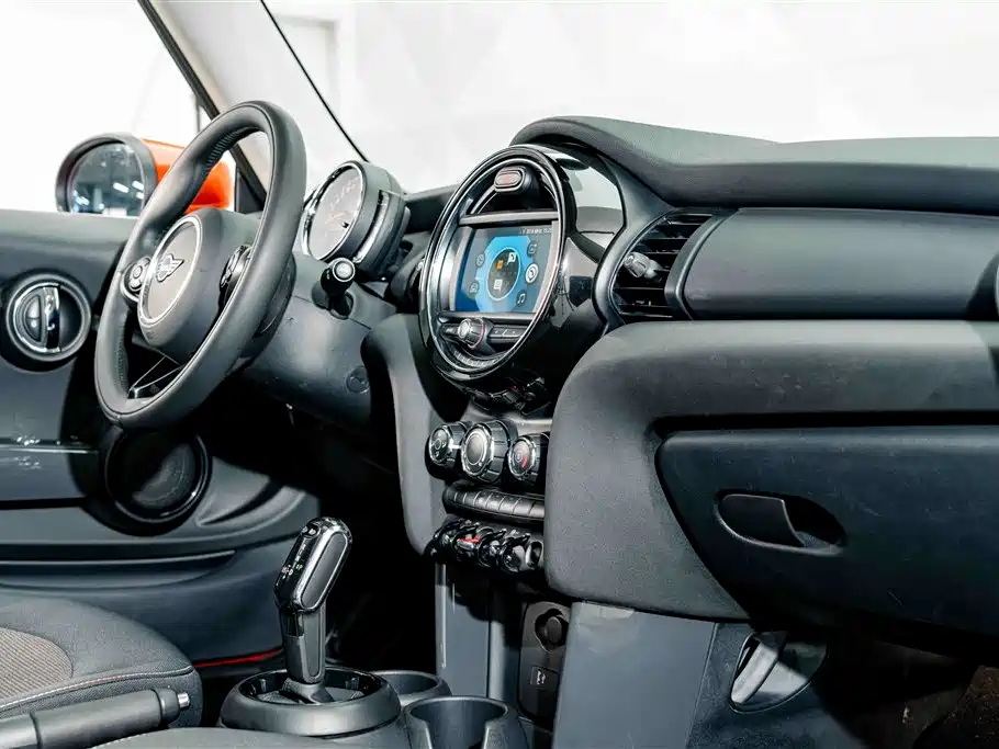 Mini 2021款 1.5T ONE купить на сайте DeffCars