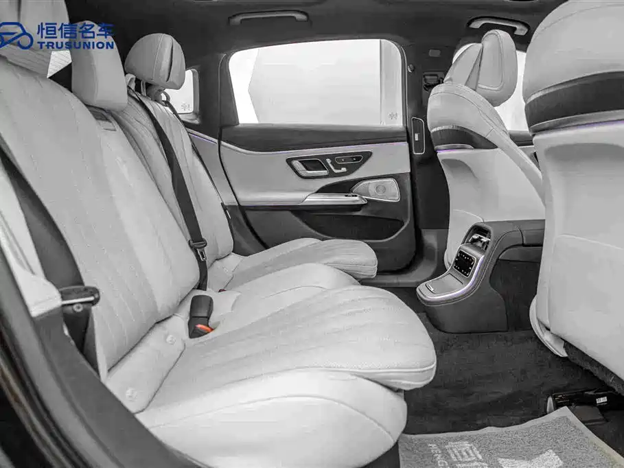 Mercedes-Benz E-Class 2024 E 300 L Luxury Model купить на сайте DeffCars
