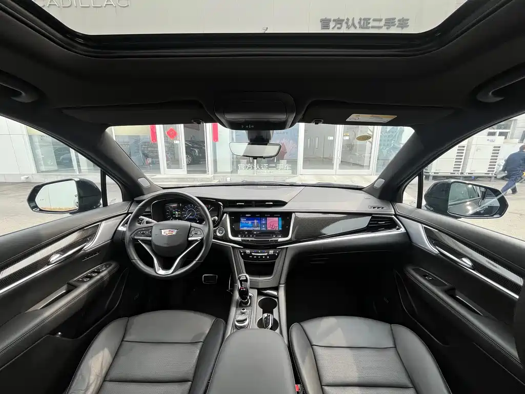 Cadillac XT6 2025 2.0T six-seat four-wheel drive premium executive black label version купить на сайте DeffCars