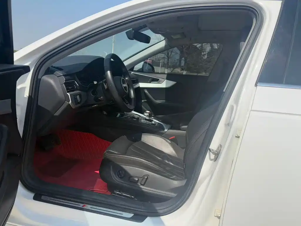 Audi A4L 2019 40 TFSI Fashion Type National V купить на сайте DeffCars