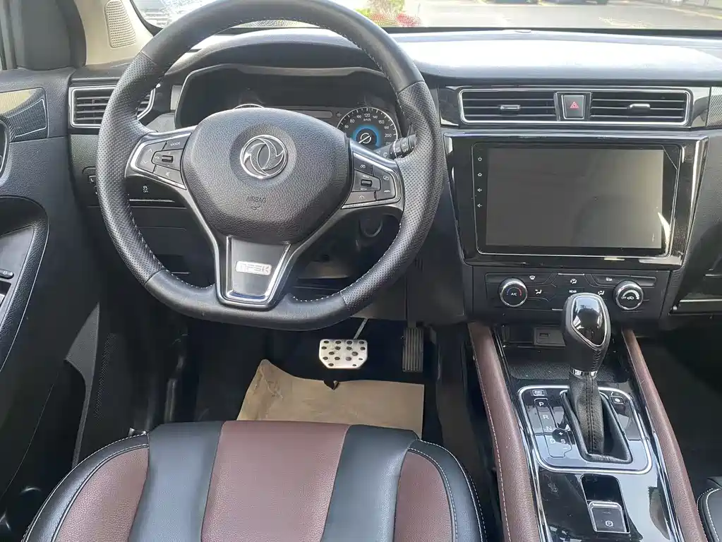 Fengguang 580 2016 facelift 1.5T CVT comfort model купить на сайте DeffCars