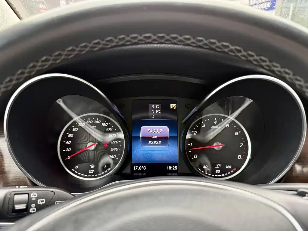 Mercedes-Benz V-Class 2021 V 260 Pilot Edition купить на сайте DeffCars