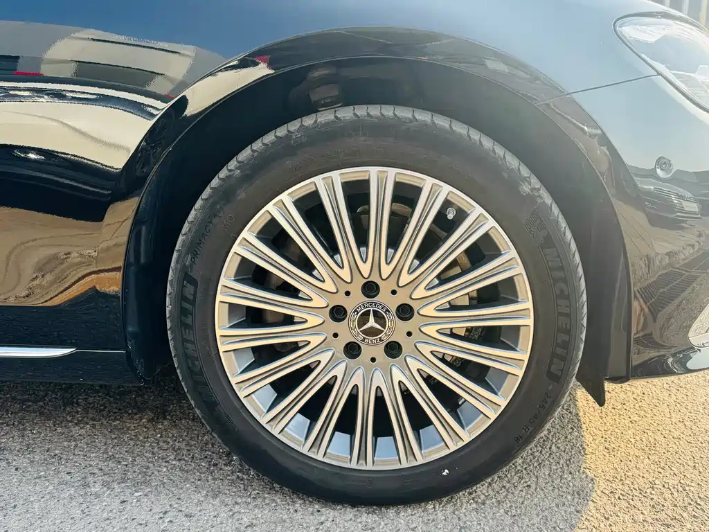 Mercedes-Benz E-Class 2022 Model Three E 300 L Luxury Model купить на сайте DeffCars