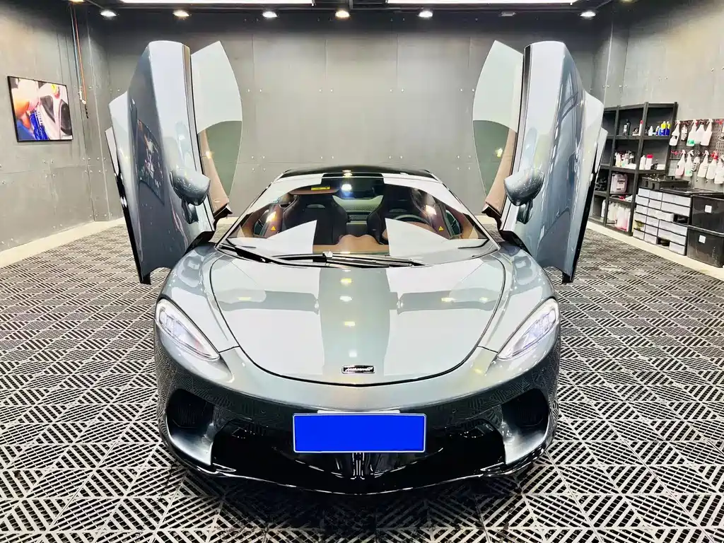McLaren GT 2019 4.0T Standard Model купить на сайте DeffCars